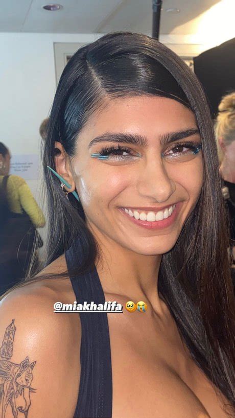 nude pics mia khalifa|Mia Khalifa